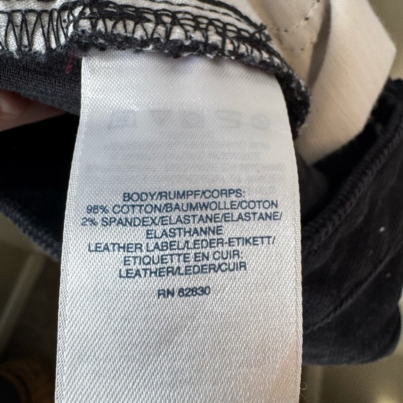 Stylish Black Mid Rise Bootcut Pants - Picture 4 of 4